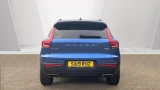 Volvo Xc40 2.0 T4 R DESIGN Pro 5dr AWD Geartronic Petrol Estate